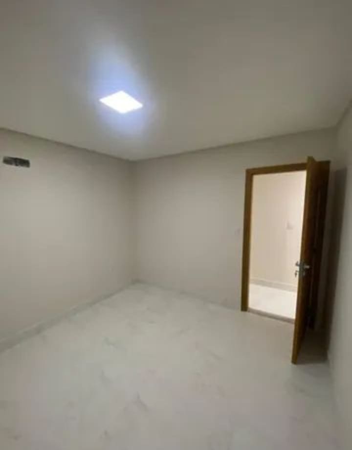 f500dbb7-774d-4e4c-ac26-1719d7da6051