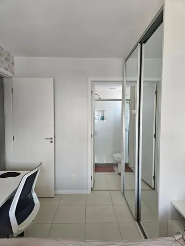 550442733261762