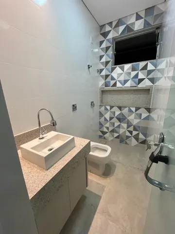 922485846855029