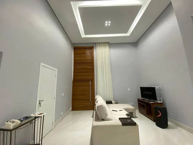 963470245566319