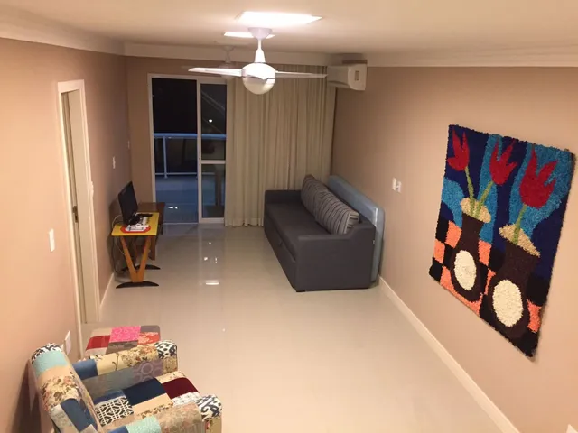 982485132726595