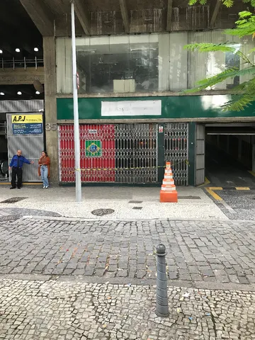 207438374529985