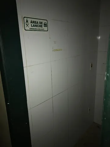 836443858100576